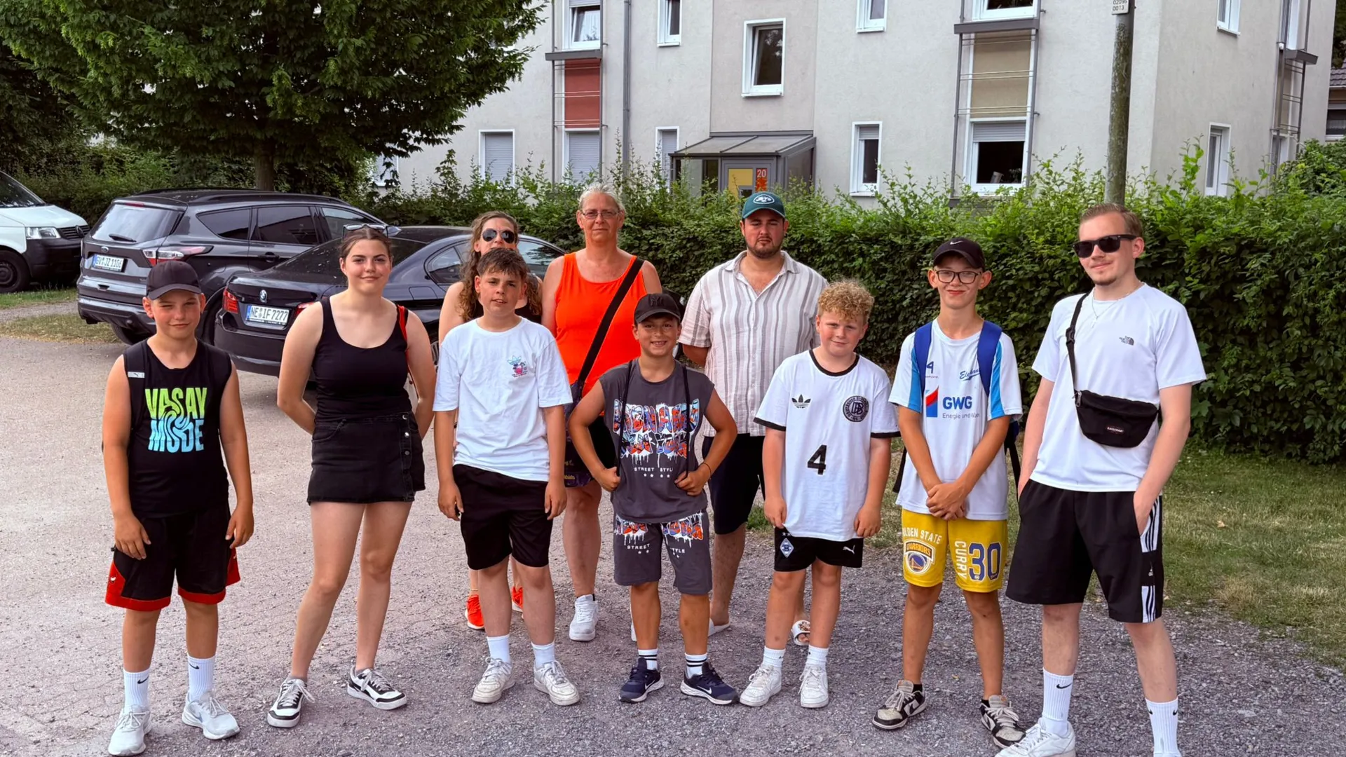 Paradeauftritt des Tambourkorps auf der Straße